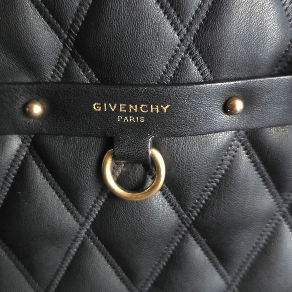 Givenchy Duo Quilted Tote Bag in Black With Dustbag! - Picture 6 of 17